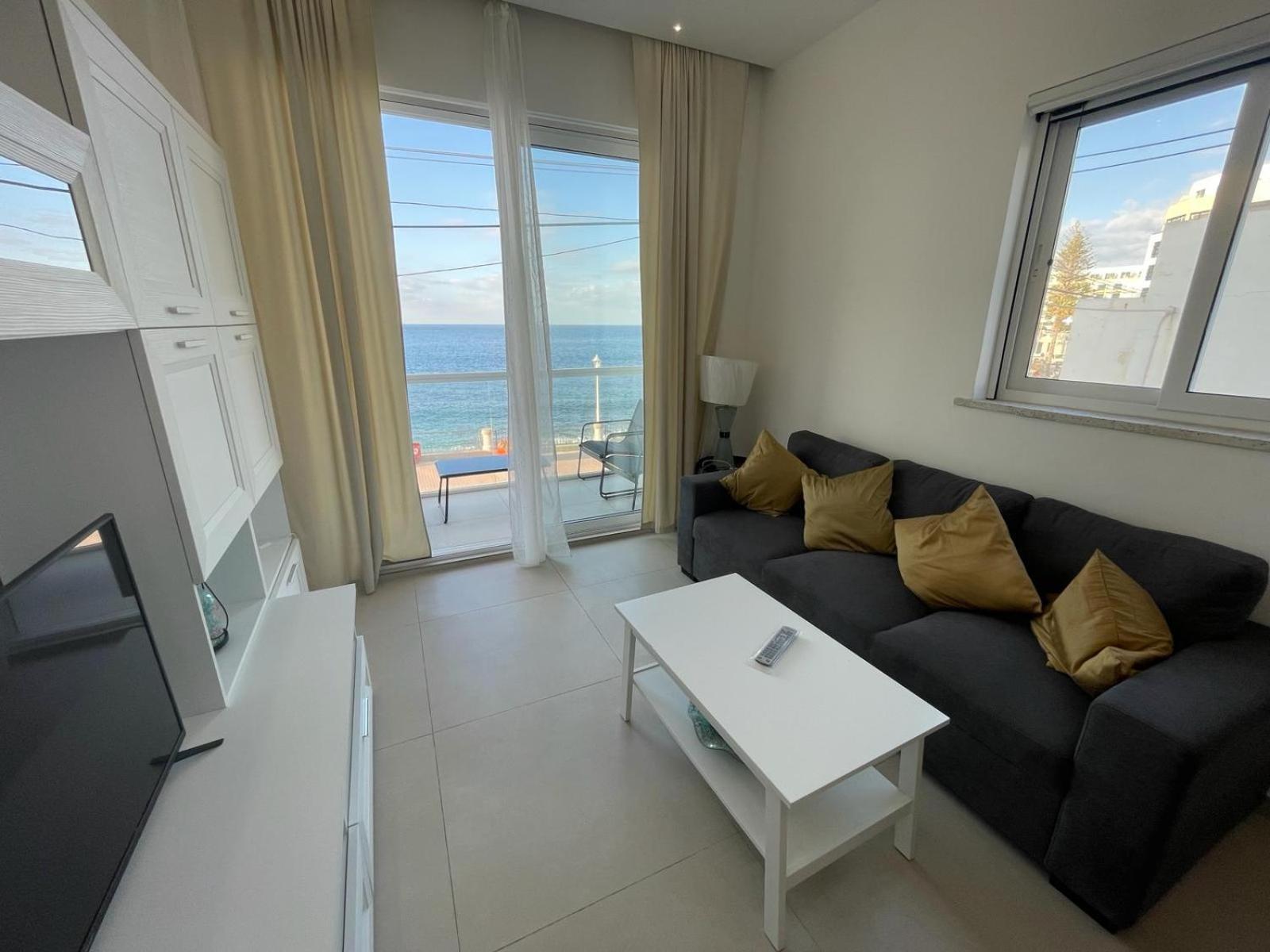 Appartamento Seafront 3 Bedroom Stylish With Spectacular Seaview *