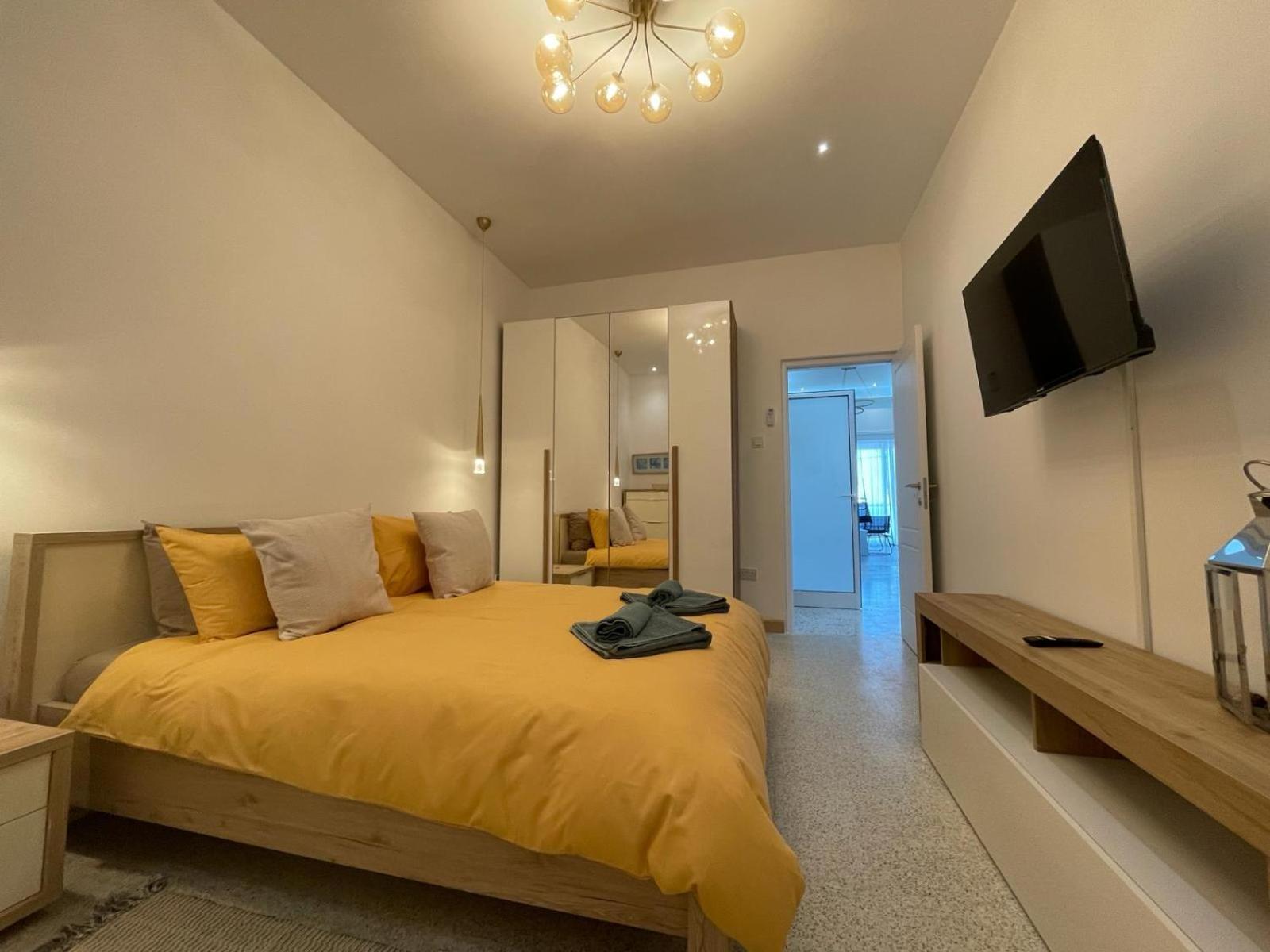 Seafront 3 Bedroom Stylish With Spectacular Seaview Appartamento *