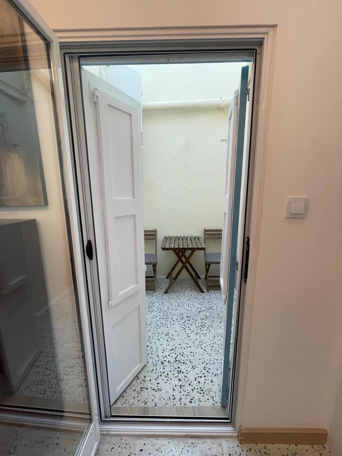 Appartamento Seafront 3 Bedroom Stylish With Spectacular Seaview St. Paul's Bay